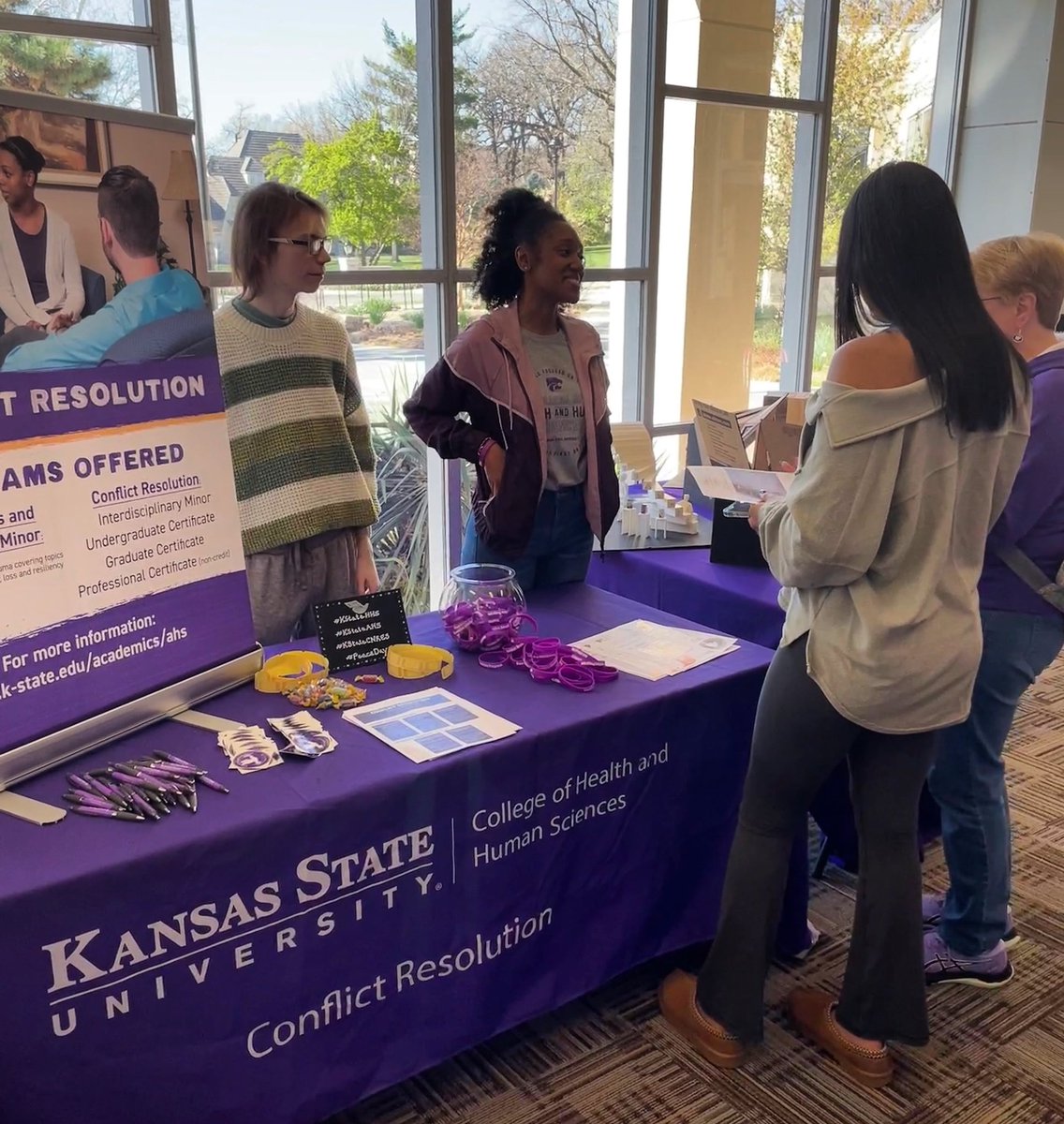 OMallon's tweet photo. Itโs Open House! Come by Justin Hall to learn all about our Conflict Resolution Program from our best peacebuilders! #KStateHHS #KStateAHS #KStateCNRES #KState ๐๐๏ธ๐ @KStateAHS @KStateHHS https://t.co/o4aRezQrBV