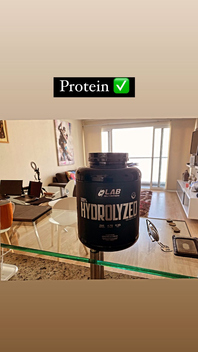 alextrodtweets's tweet photo. Always gotta get protein when I land in a new city https://t.co/xOBBFCGRop