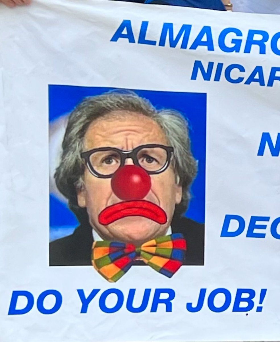 @BoacoAzulyBlanc @Almagro_OEA2015 Pues demagogia de este señor.
Seguimos en la lucha!👊🏻
#sinmiedoalaverdad