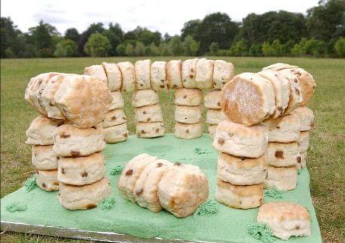 Yoinked from flakebook Sconehenge