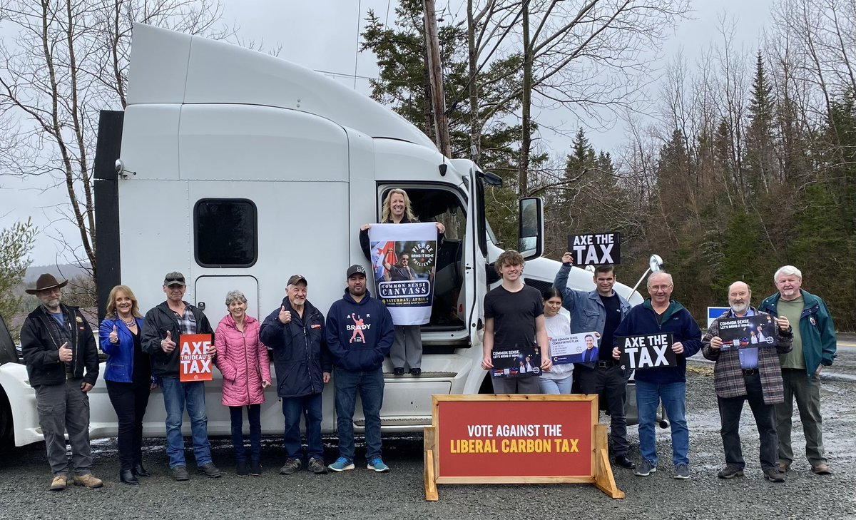 stephenkent's tweet photo. The good people in Upper Musquodoboit want to AXE THE TAX!
#CommonSenseCanvass #CentralNova #cdnpoli https://t.co/oUO5nqRnNP