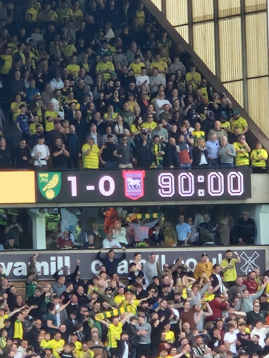 Lewis Widdows tweet media