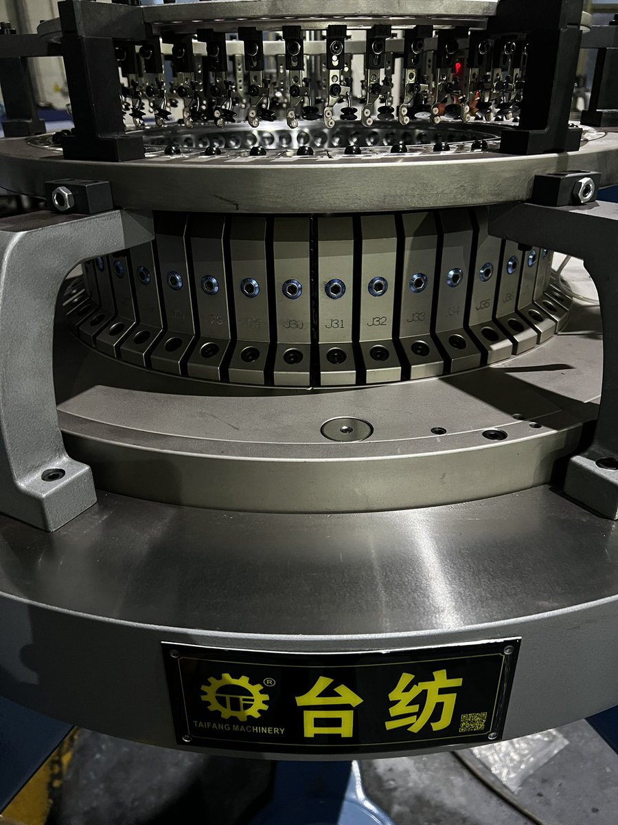 Taifang knitting machinery (@uinh4unventc2se) on Twitter photo 