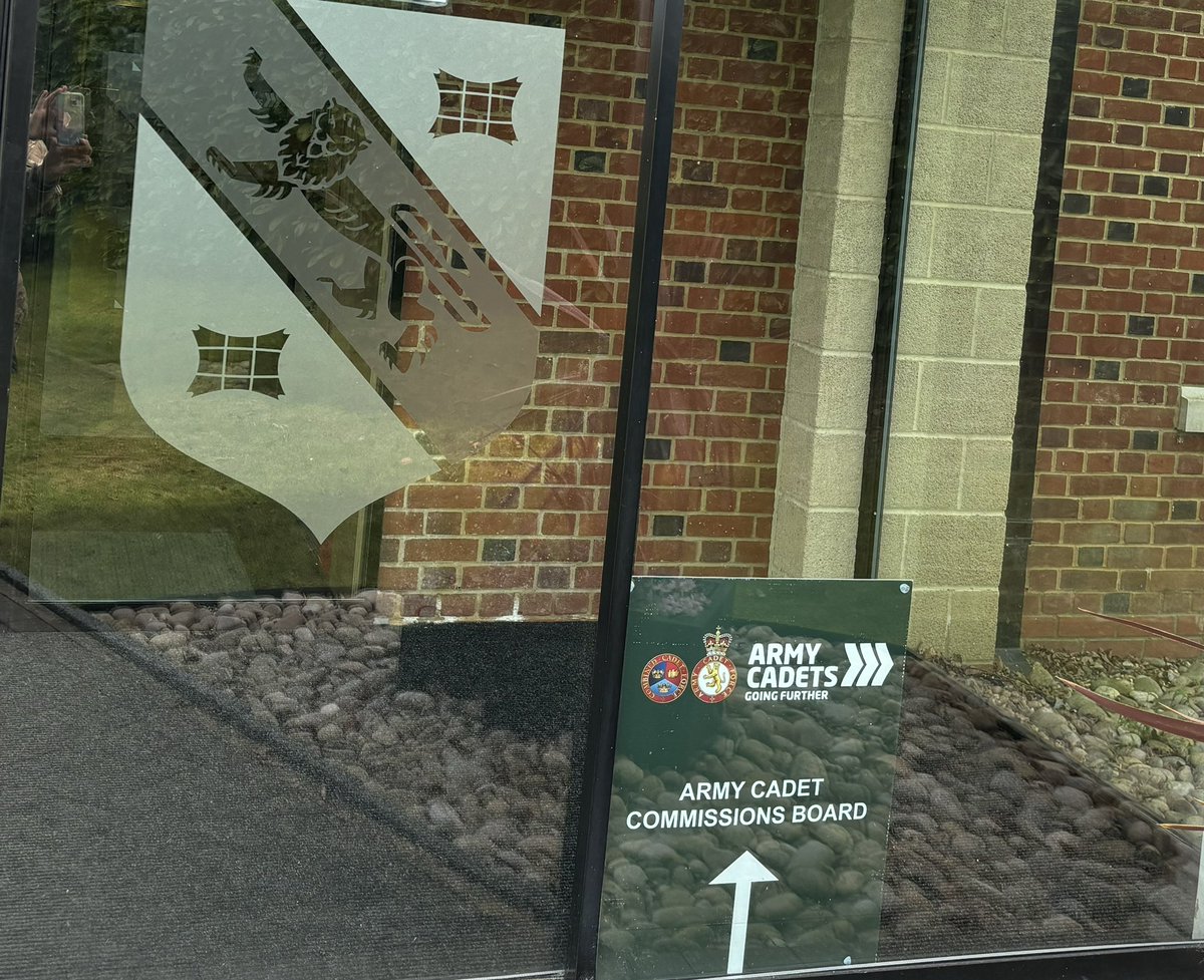 Lt Col Helen Smail tweet media