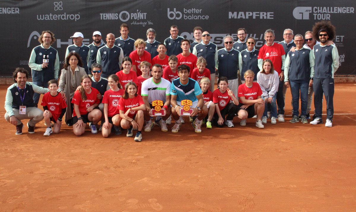 EmilioSanchezBn's tweet image. Challenger Emilio Sánchez Academy by Waterdrop. Organizado por @FundacionESV con el apoyo de @RFETenis
🎾🎾CAMPEONES DOBLES
Oriol Roca &amp;amp; Dani Rincon 
@RFETenis