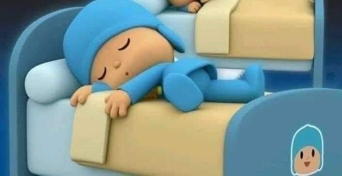 *voy a cerrar los ojos poquito en lo que me responde *

-Yo 5 segundos después:
