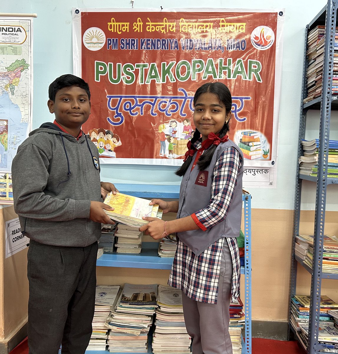 KendriyaMiao's tweet image. ‘Sharing the Gift Of Knowledge’
Students donated their books to juniors. 
#savepapersavetrees
.
PUSTAKOPAHAR Utsav at PM SHRI KV Miao.
.
.
#pmshri #kvmiao #pmshrischools #kvs