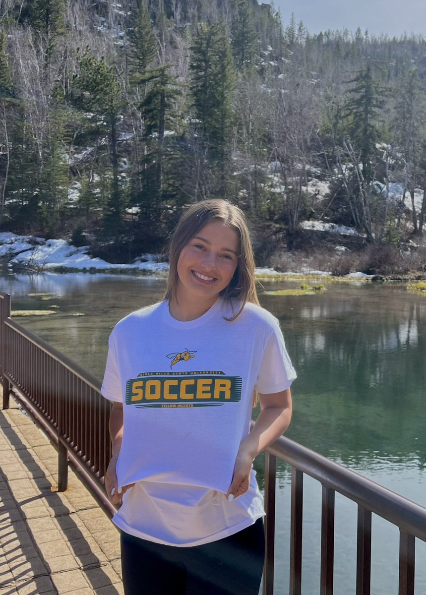 Zoe Evans tweet media