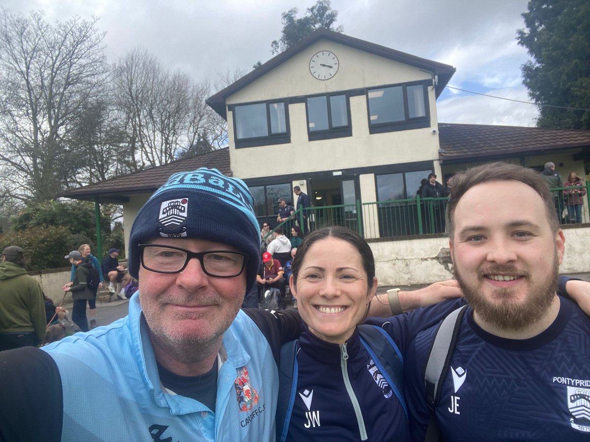 PontypriddCC's tweet photo. 🌟Day 3🌟

Another day under our belt 💪🏼 a great day spent with other cricket teams on a mission to get from @CricketMachen to our home ground raising more money for our juniors💙

Thank you and well done to everyone who took part and helped with the organising👍🏼 https://t.co/swhMtOaEz4