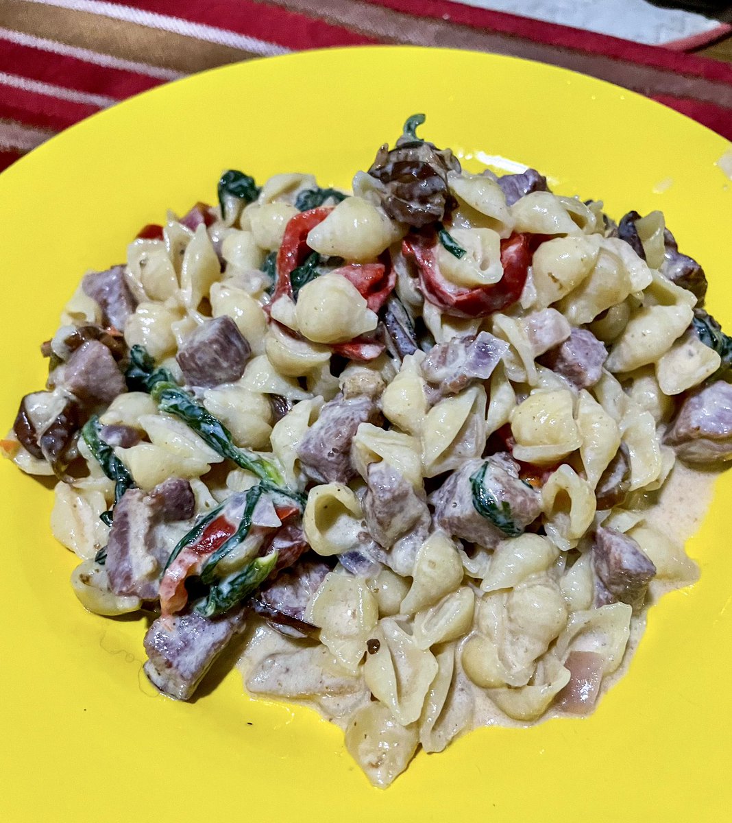 PlushDragon_'s tweet photo. The problem with being able to cook is that when I crave something I can, most often than not, cook it for myself. #thisiswhyimfat https://t.co/is9orie5a7