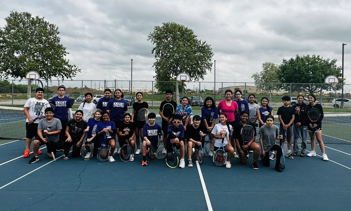 CoachLOrtega's tweet photo. A small but mighty group for Saturday morning tennis practice. @LMSKnights @LegacyECISD https://t.co/EMcR6uoG6t