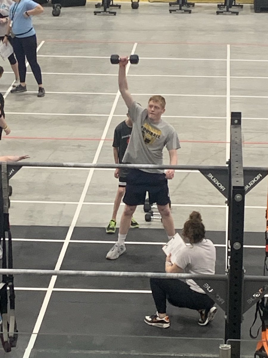 dmargerum1's tweet photo. A few @NCSD97 athletes participating and serving as mentors Saturday morning at the #ABLEgames https://t.co/AIbz6oKjuh