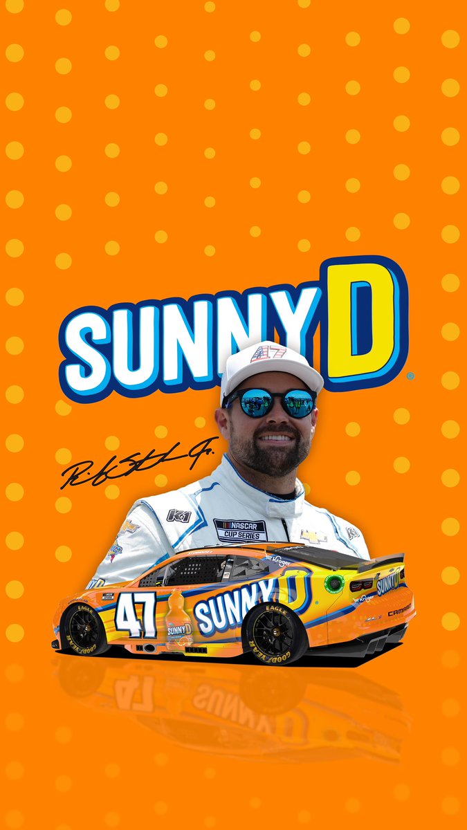 We’re trying to bring the sunshine to @MartinsvilleSwy this weekend! 😎