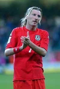 Exciting news! <a href="/RobbieSavage8/">Robbie Savage</a> , Former Welsh international, and current pundit on BBC radio 5 live, will join us on Sept 27th for an evening with <a href="/bignorms/">Mark Crossley</a> . Limited tables remain available, Secure your tickets by dropping us a message! #11speed #MentalHealthAwareness