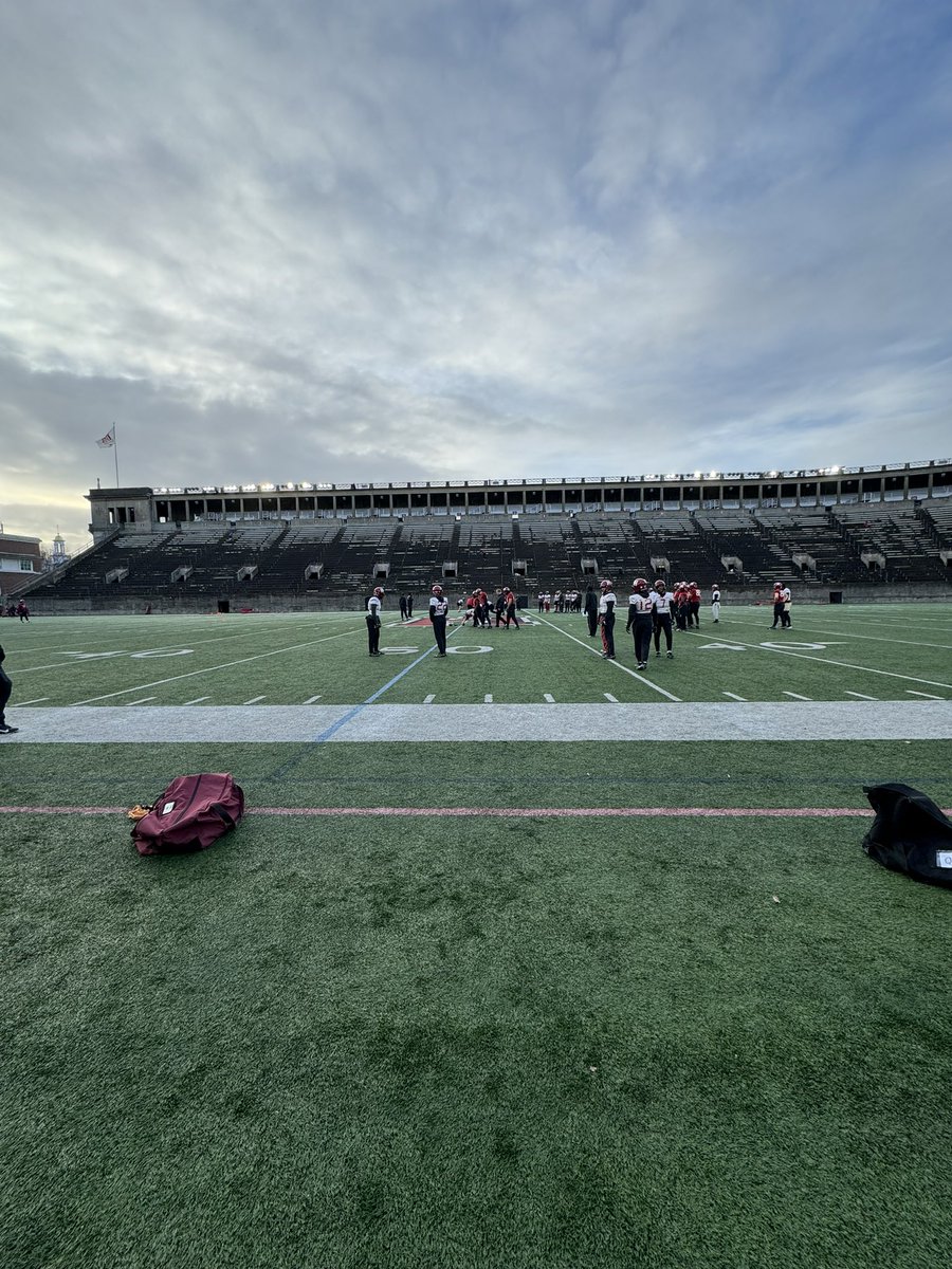 DukeGiarraputo's tweet photo. Had a great visit to Harvard yesterday!!! Thank you to @skwilliamsjr and the rest of the staff for the amazing hospitality!
@ArmondSr @GregBiggins @BrandonHuffman @adamgorney @On3Recruits @ChadSimmons_ @HarvardFootball https://t.co/6xTcguremI