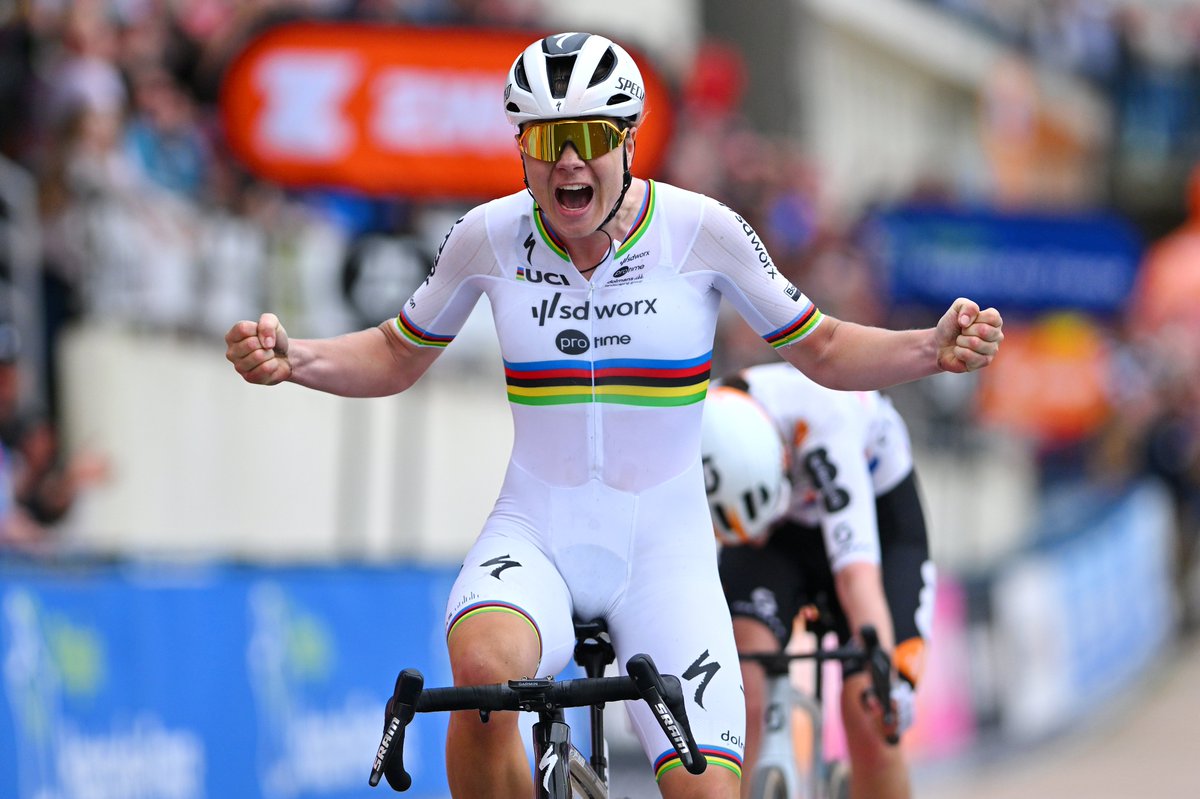 YES!!! 

Lotte did it!!!

<a href="/parisroubaix/">Paris-Roubaix</a> 

Photo: <a href="/GettySport/">Getty Images Sport</a>