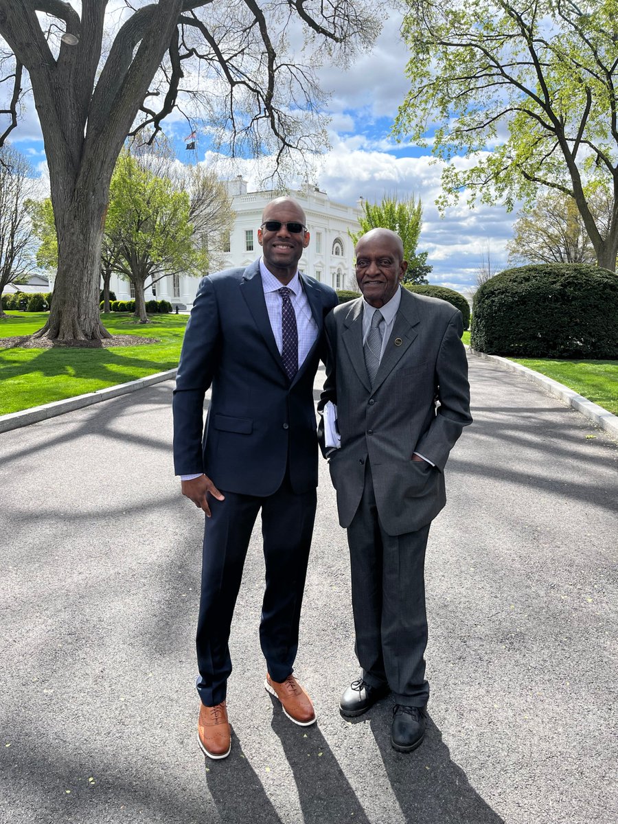 Rahsaan Carlton tweet media