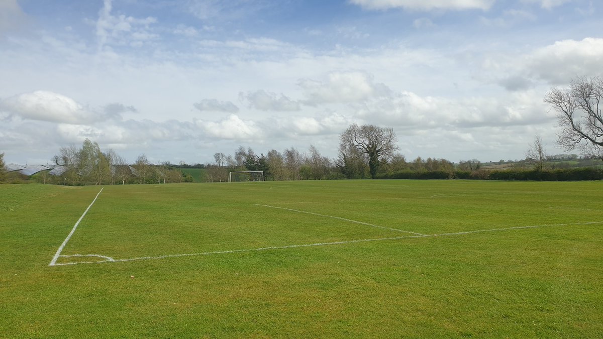 That was a novelty, marked actual DRY grass today! (Would have enjoyed it more if i could have seen any lines)