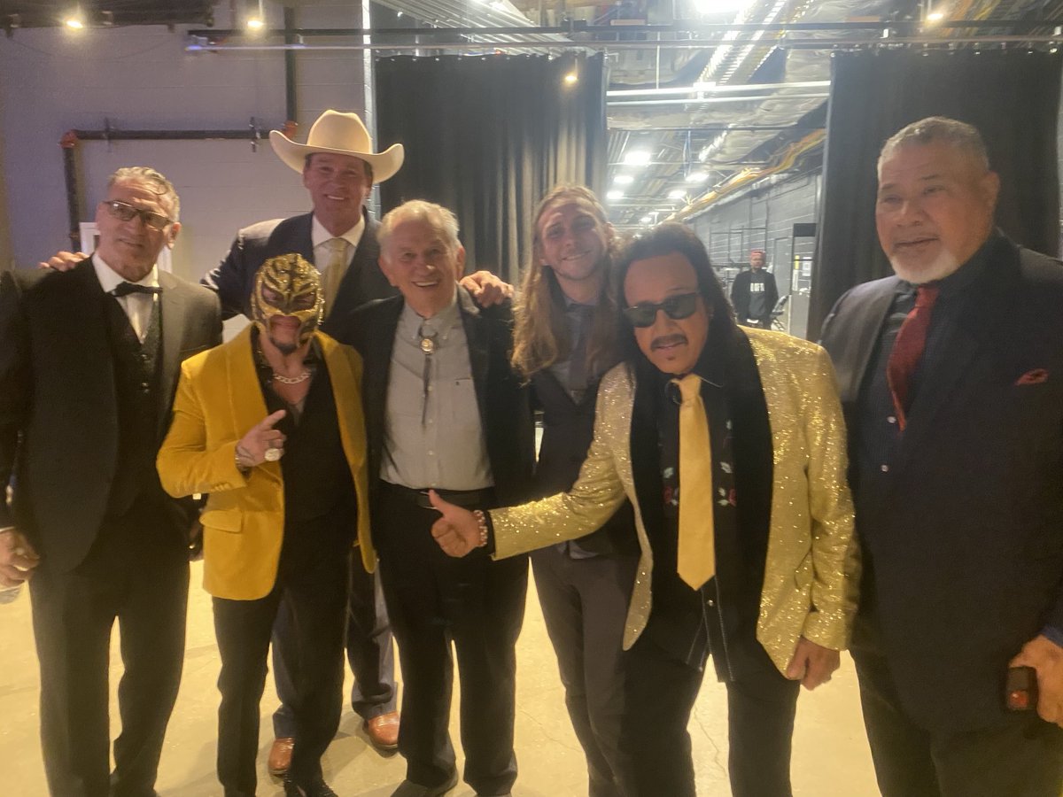 BriscoBradshaw's tweet image. What a night! #WWEHallOfFame