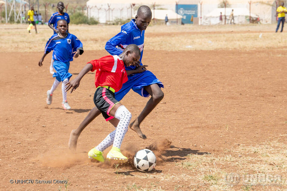 On this #SportDay, meet Abdirahman, a 14-year-old rising football talent in Kenya’s Kakuma refugee camp! His passion for football fuels his dreams despite the odds. 🌟 bit.ly/3QdR0HJ