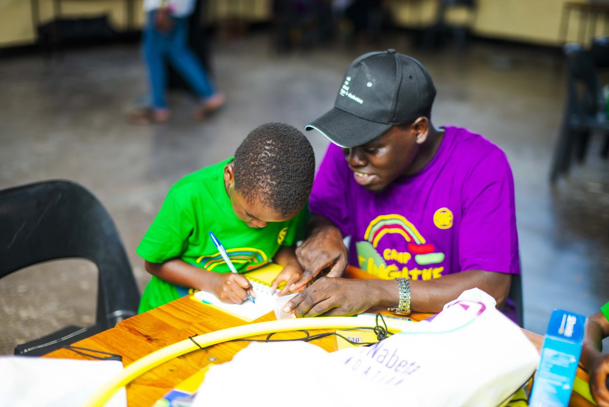 FIRST HAND KNOWLEDGE and the lived experience is a must in our camp team! From counselors to nurses, they bring their own experiences to support and guide our warriors as illustrated here at Camp Tingathe 💜#TogetherWeCan #T1DAfrica #SNF #T1D #Type1Diabetes 
Cc: @PIH