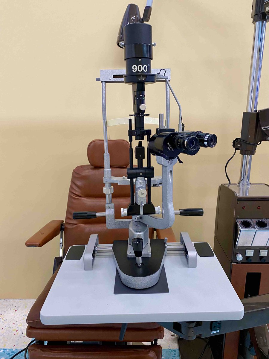 Thank you ASCRS for inviting us to be part of the ASCRS Time Machine! We installed a vintage Reliance chair and stand and Haag-Streit SL900 in their replication of a 1970’s ophthalmologist’s office.

#haagstreit #ascrs #ascrs2024 #ophthalmologist #ophthalmology