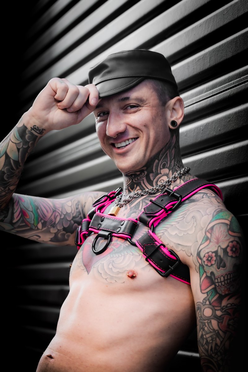 Don't miss your chance to get 10% off the entire store! Get the alllll of the things you've been putting off, like this Hardline Bulldog Harness! Sale ends tomorrow 4/7 (some exclusions apply). 😈⛓️ loom.ly/bYXF-Z8