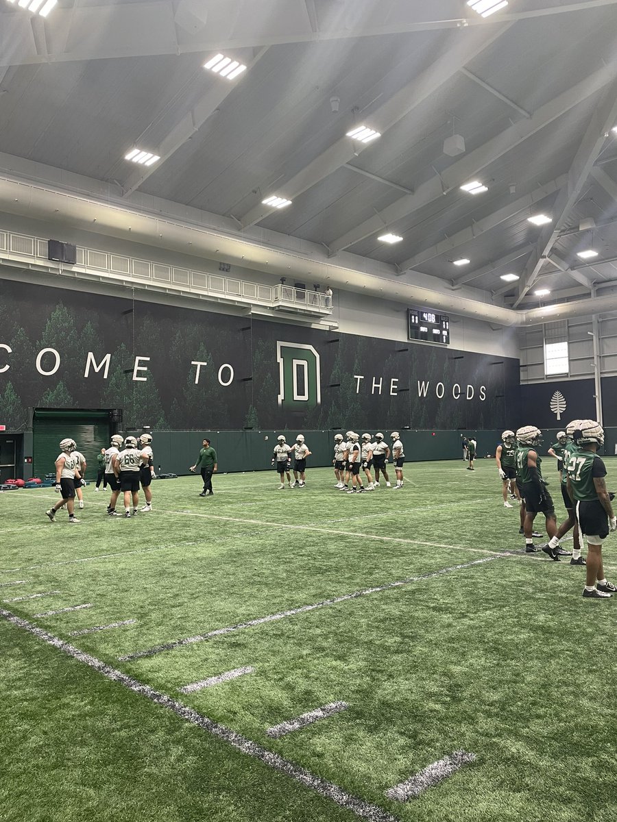 CurranFootball's tweet image. At Dartmouth today for my junior day! Thank you for the invitation from @DartmouthFTBL @WendyLaurent55 I will be heading back up this summer for camp! @rjwindows @LucasBarbe