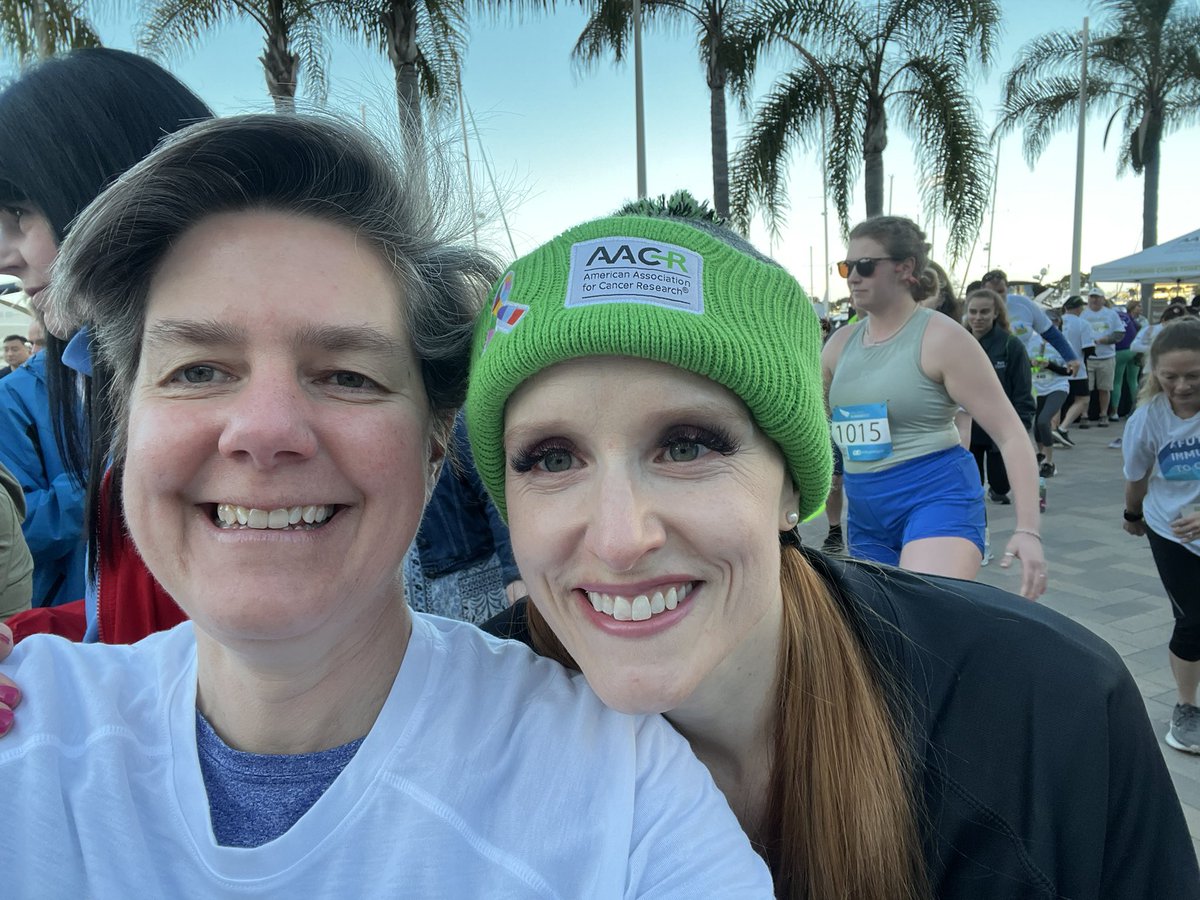 Kicking off #AACR24 today walking and learning about #lungcancer screening from expert, colleague, + dear friend @MelindaAldrich. Dr. Aldrich’s work has transformed lung cancer screening. Give her a follow of you haven’t already! @AACR #runners4research @VUMC_Cancer