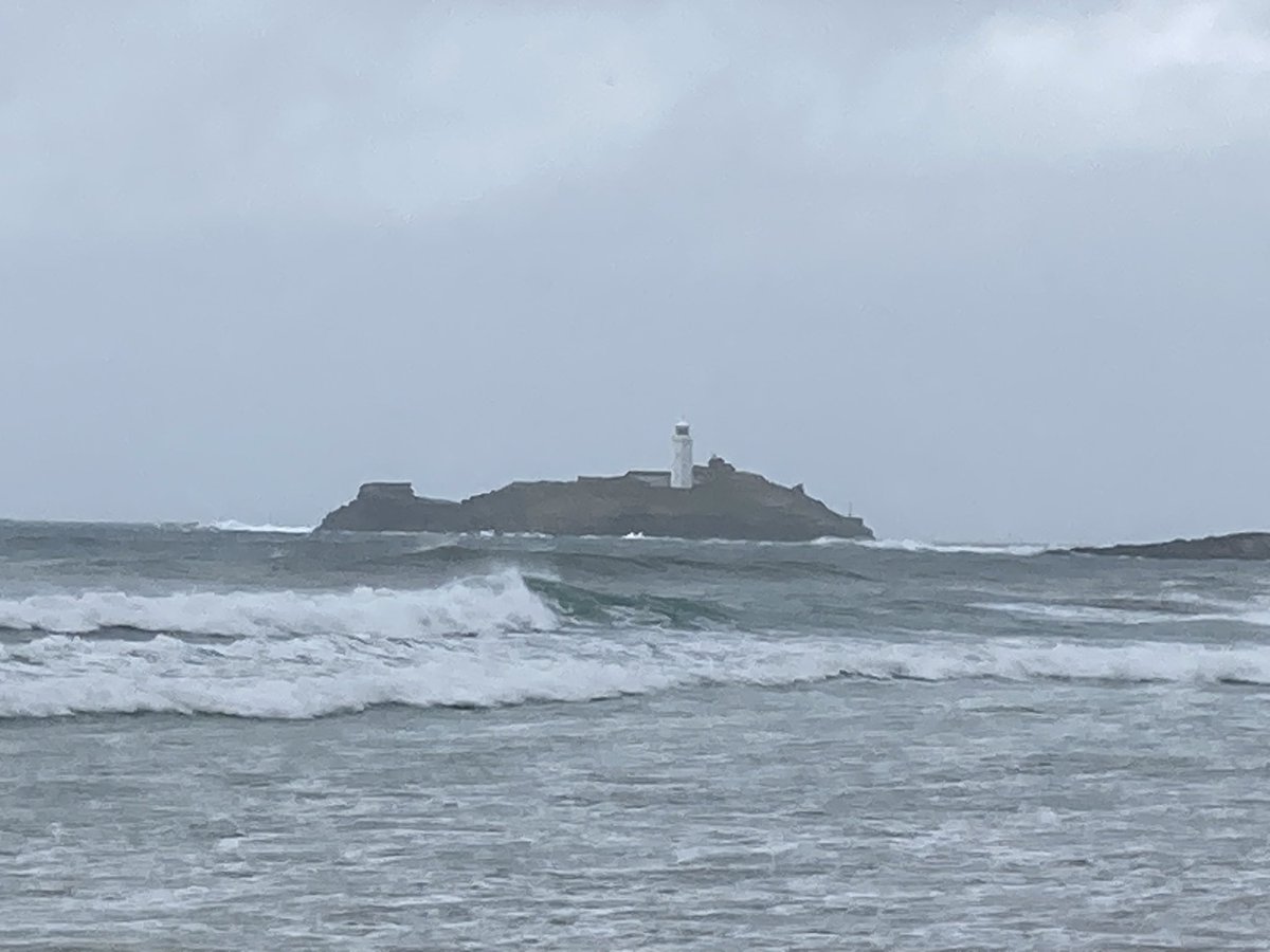 #Storm chasing at #Gwithian this afternoon! Sum windy, mind! Saw two fools almost washed off rocks - please don’t take risks, so other people have to risk their lives to save you! #StormKathleen #Cornwall #wavewatching #Cornish #weather #staysafe