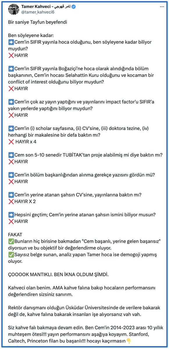 Trajikomik bir olay paylaşayım. Türkiye'de CHP dominant akademinin acınası haline şahit olalım.

Malumunuz, Boğaziçi Üni'de bilgisayar bölüm başkanı (ismi Cem Say) değişti diye bazı insanlar duyar kasıp öğrencileri kışkırtmaya çalışıyor. Üstelik çoğu ömründe üniversite…