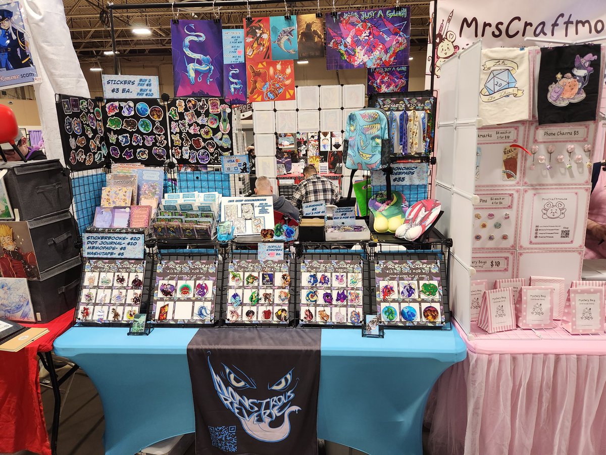 MonstrousShop's tweet photo. All set up for gem state comic con!!! Come find me! :D #gemstatecomicon https://t.co/NLrOCMNYuQ