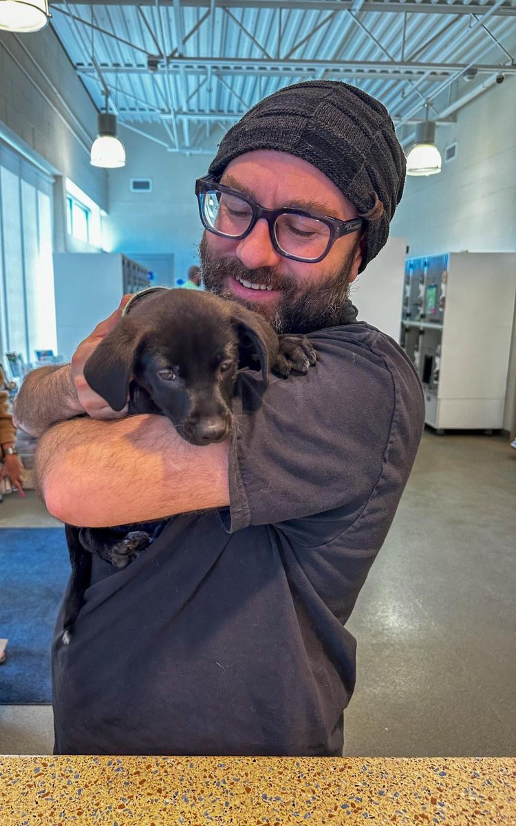 Logan stopped into today to Midlands Humane Society to drop off…. *drumroll please* $5,000 along with a private donation by Jaysin Strife’s parents, as well! Logan even got some cuddles and puppy kisses from Stanley! *whispers* He is adoptable NOW midlandshumanesociety.org/adopt/adoptabl…