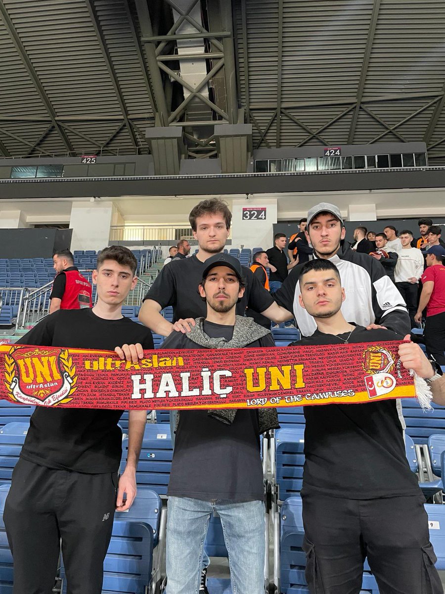 EN KÖTÜ GÜNÜNDE BİLE MİLYONLARCA KALP SENİNLE ATAR! #ultrAslanUNI #uAUNIHaliç