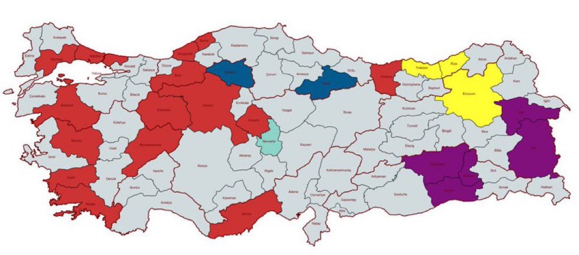 CHP 15 ilde %50’yi geçerek belediye kazanırken; AKP, 3 şehirde %50’yi geçebildi.

• Trabzon
• Rize
• Erzurum