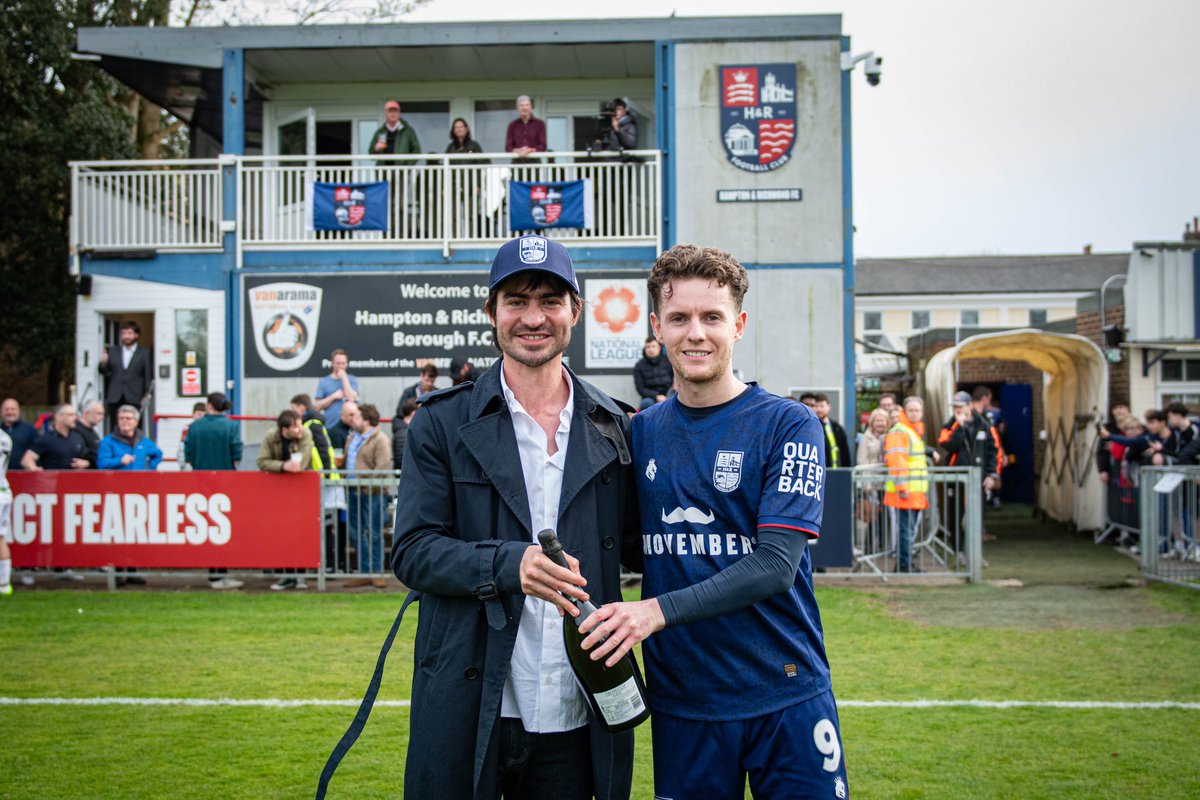 🍾 Today’s Player of the Match, as voted for by fans, presented by CEO of Mascardi Group, Stefano Mascardi, your Number 9, Ben Seymour!

#HAMRICHFC 🔴🔵