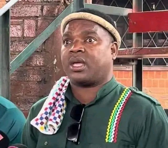 It's been long ngizwa umunt ethi Mjolo pandemic what what It's always <a href="/KaizerChiefs/">Kaizer Chiefs</a> break people's hearts and they dont give a damn 😒💔

#Chiefs