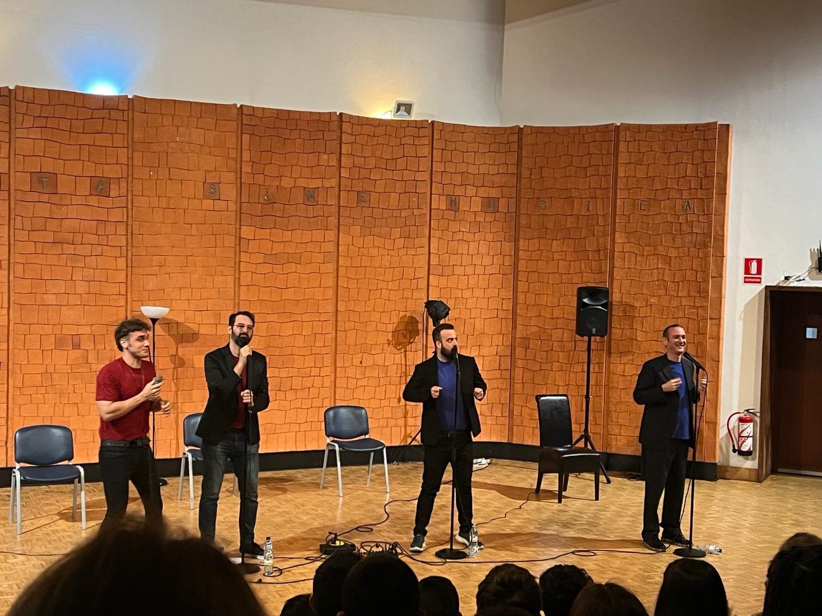 IES VADINIA tweet media