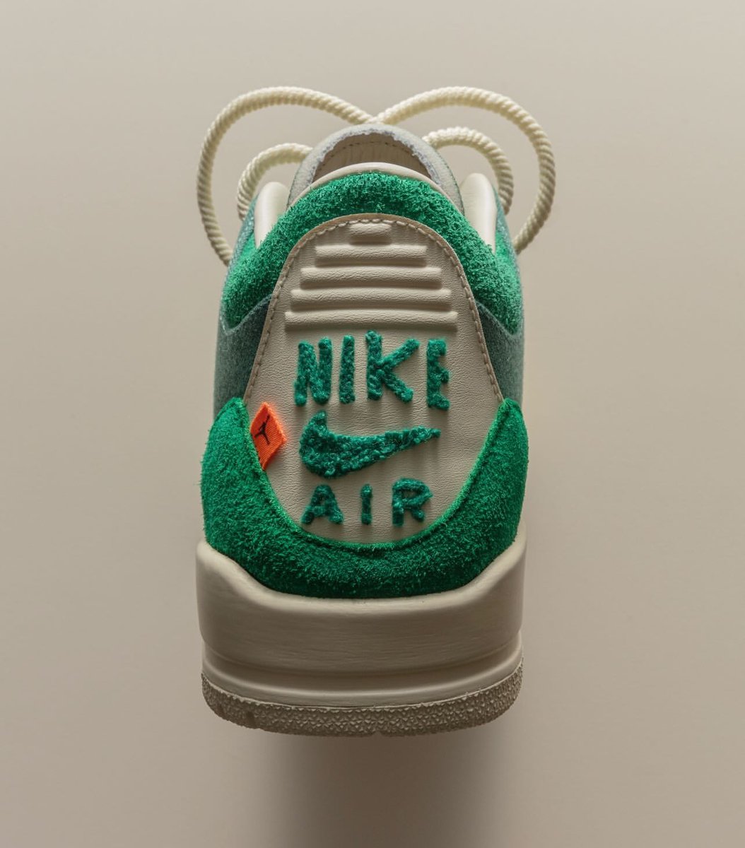 JustFreshKicks tweet picture