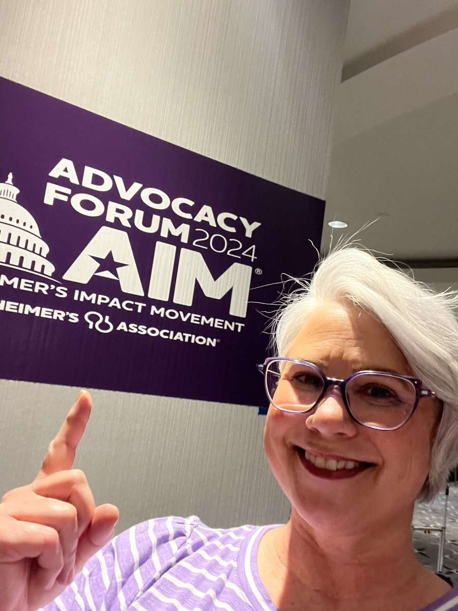 We’re getting all set-up for all the #ENDALZ advocates! #alzforum