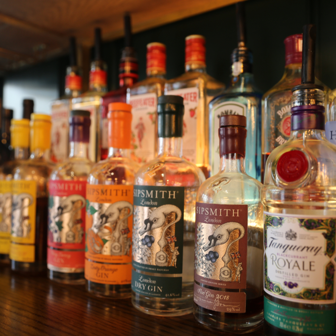 This summer season, Gin is IN! 😍
We've got the biggest selection of gins in St Albans so why not pop on down and give them a try, preferably not all at once 👀
@youngspubs @sipsmith #tanquaray #beefeater