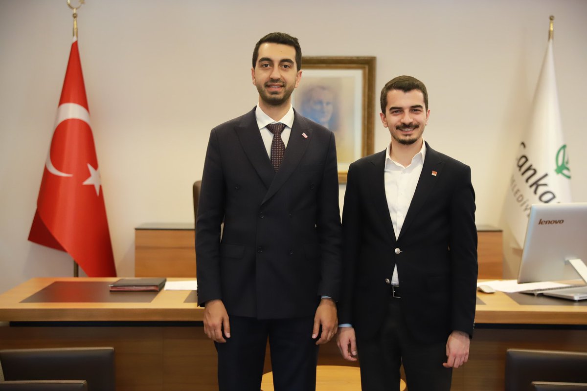 İstanbul’un ve Ankara’nın en genç başkanları buluştuk. @hcanguner Gençliğin verdiği güçle Tuzla ve Çankaya için çok güzel işler yapacağız!