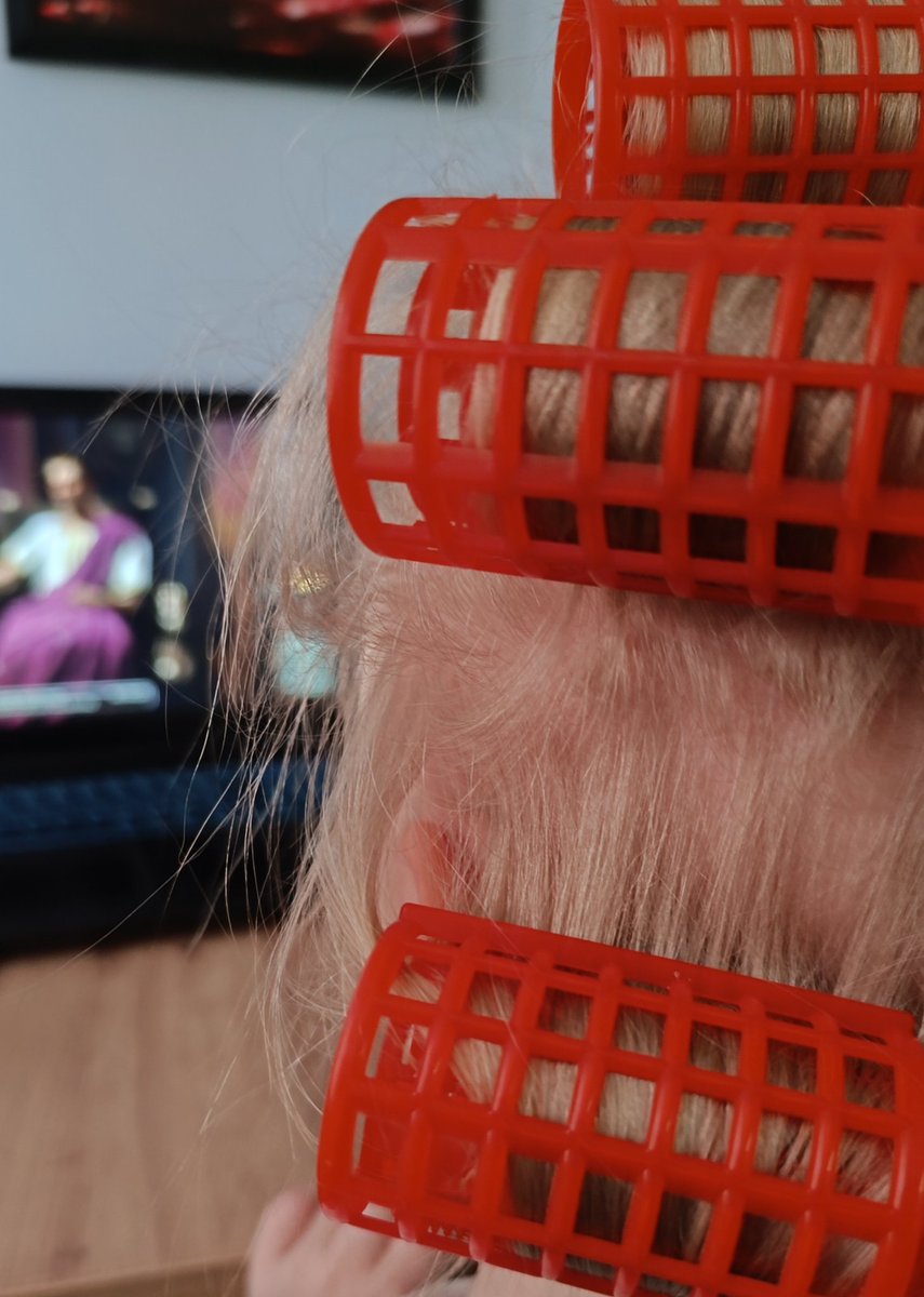 BeMarcin's tweet image. Córka nawala w #Civilization5
 pod nadzorem taty 😅