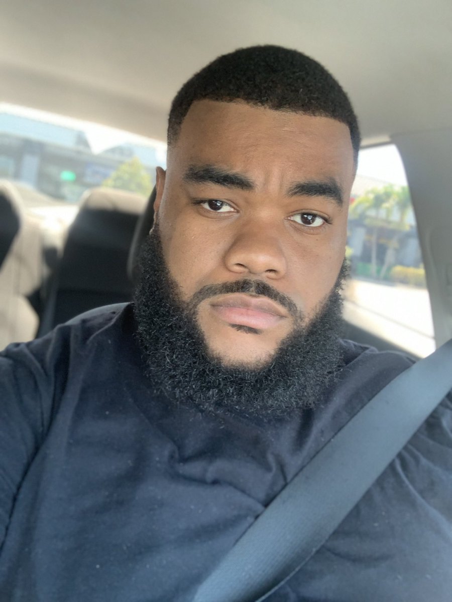 tazzllepruitt's tweet photo. Bless to see another day https://t.co/A1Mk0OyKro