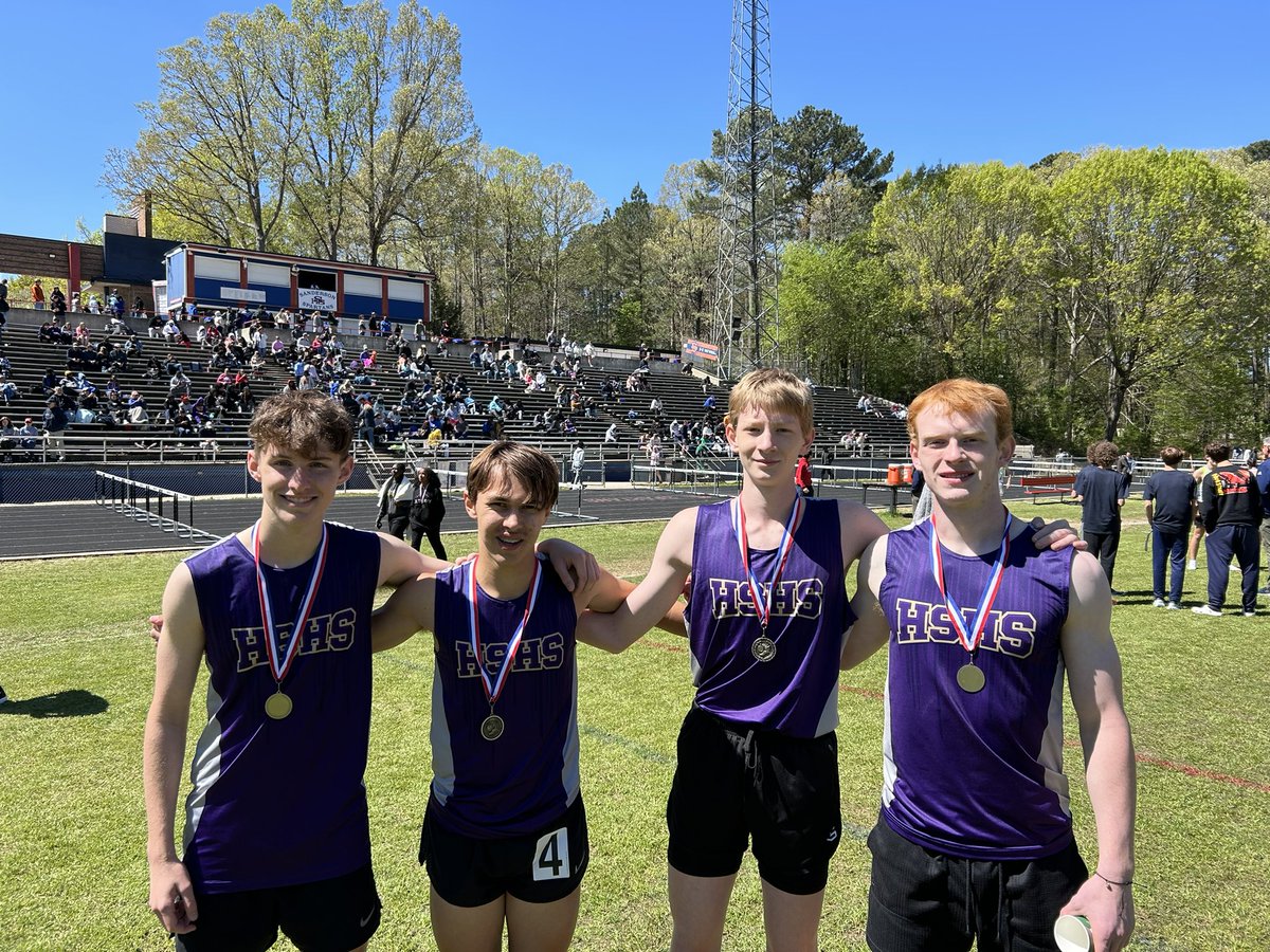 Congrats to the freshman crew of Aiden, Andy, Brendan and Gavin for winning the Sprint Medley Relay at the fr/so triangle challenge!