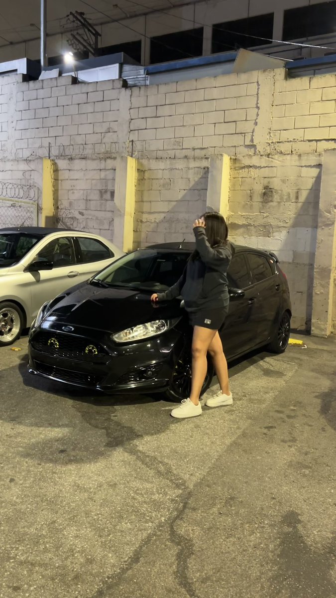 natsnats_'s tweet photo. eu e meu carango 🚗 https://t.co/CXTnt3ytFt