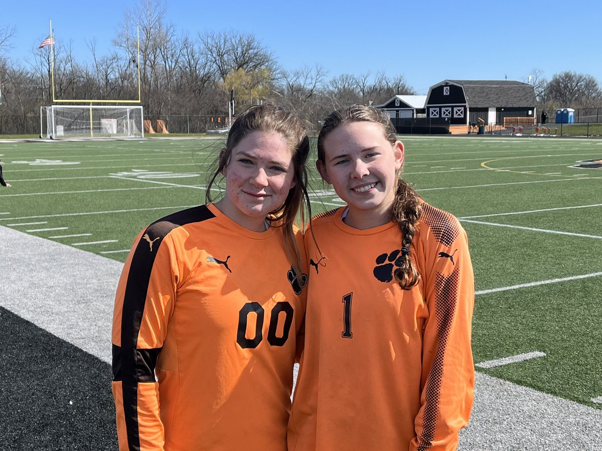 MrStaj3's tweet photo. Reserves end the week with a 3-0
victory over the Schaumburg Saxons. Tiger goals scored by Lulu (x’s 2) and Meena. Assists to Sophia, Sarah and Penny. Audrey and Addie share the shutout. #tigerproud #earnedourstripes #IMpossible @wwsouthsoccer @WWSathletics https://t.co/jnopZ47nB1