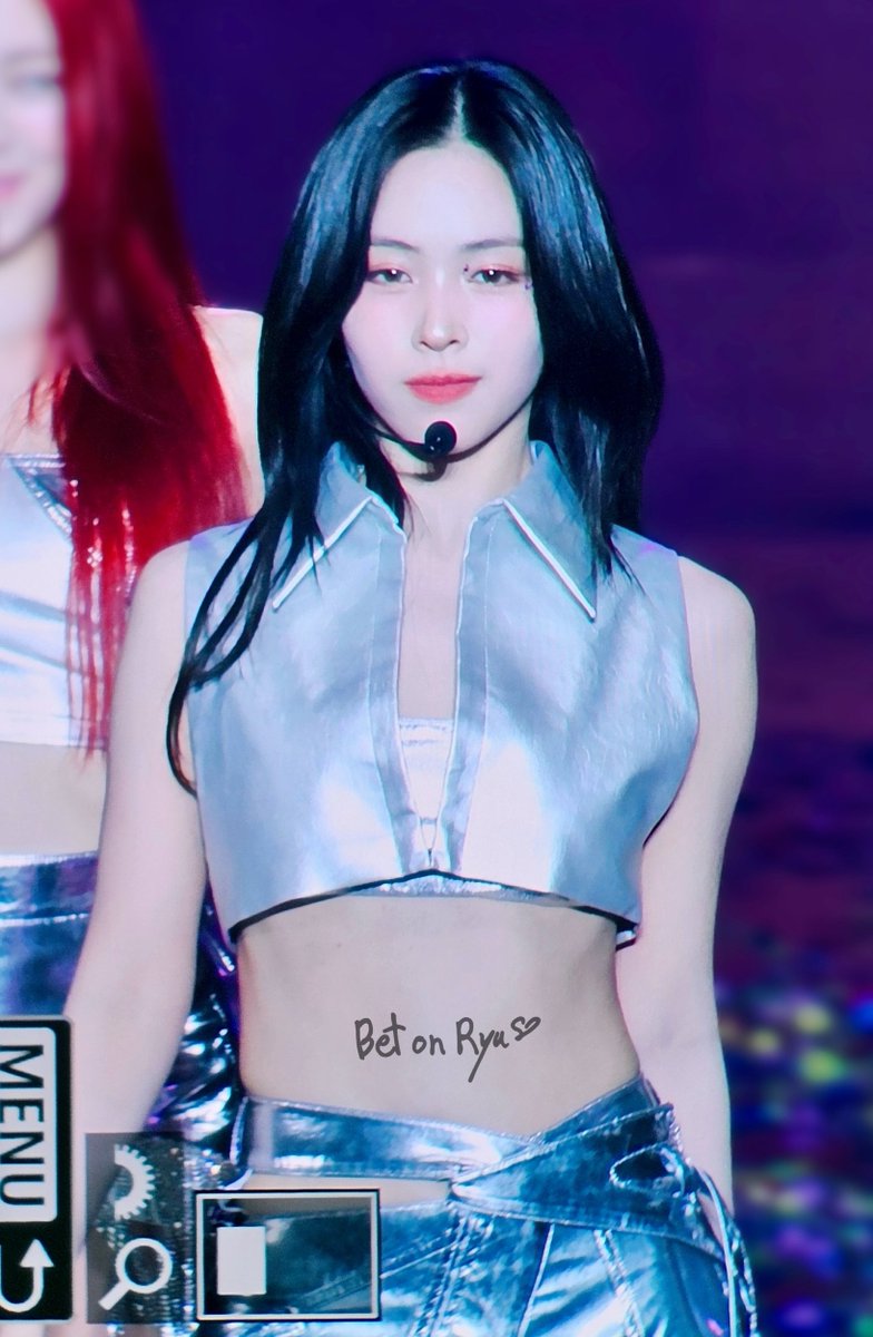 240406 <BORN TO BE> in Singapore

#ITZY #있지 #RYUJIN #류진
@ITZYofficial