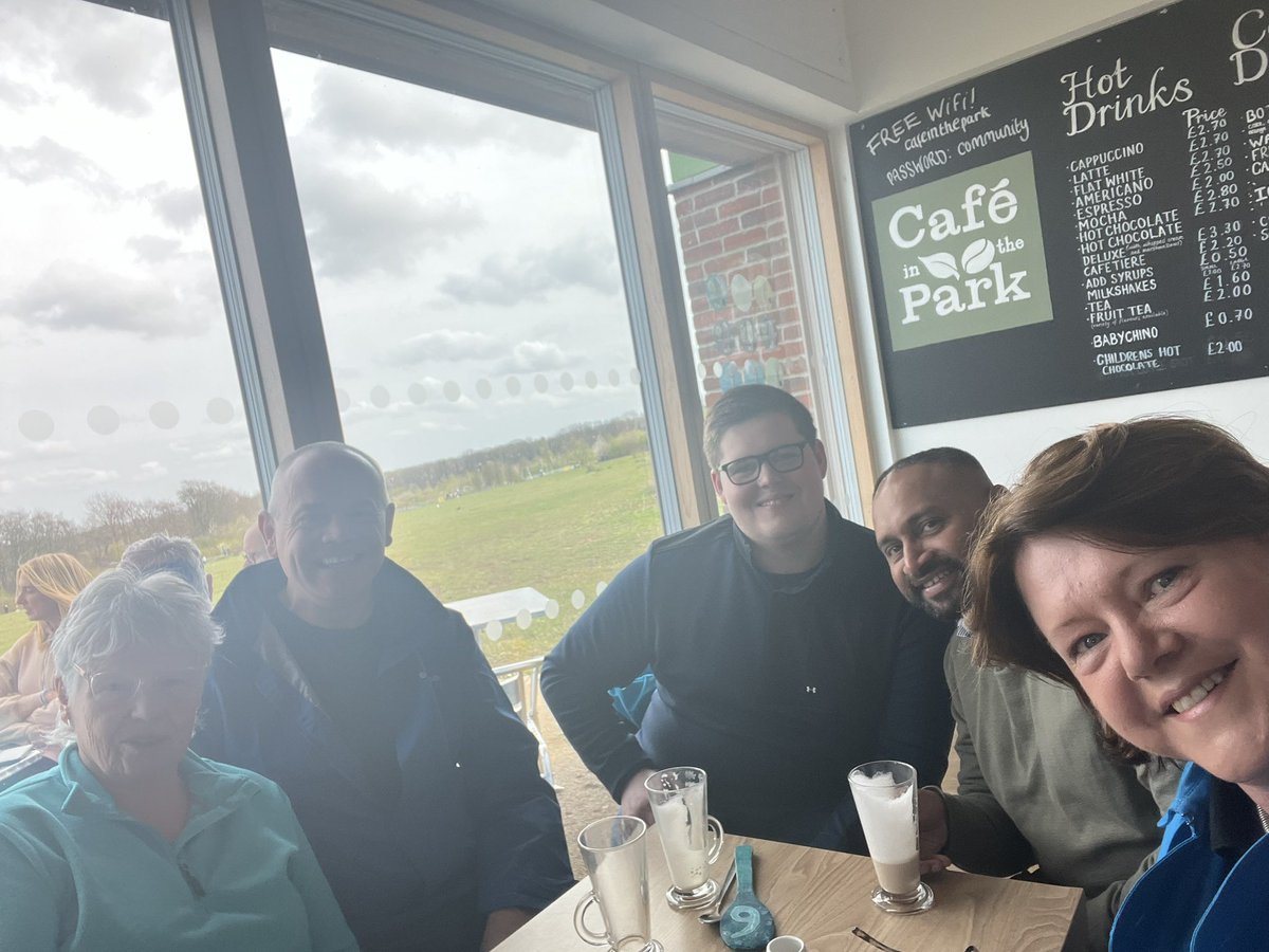 MariaMillerUK's tweet photo. A great team of @BSKconservative volunteers and councillors out all day today across #Basingstoke - thanks to all the residents in #HatchWarren who took the time to say hello &amp; confirm their support for our fantastic candidate @TaylorParnell15 https://t.co/ncwsVGYcbd