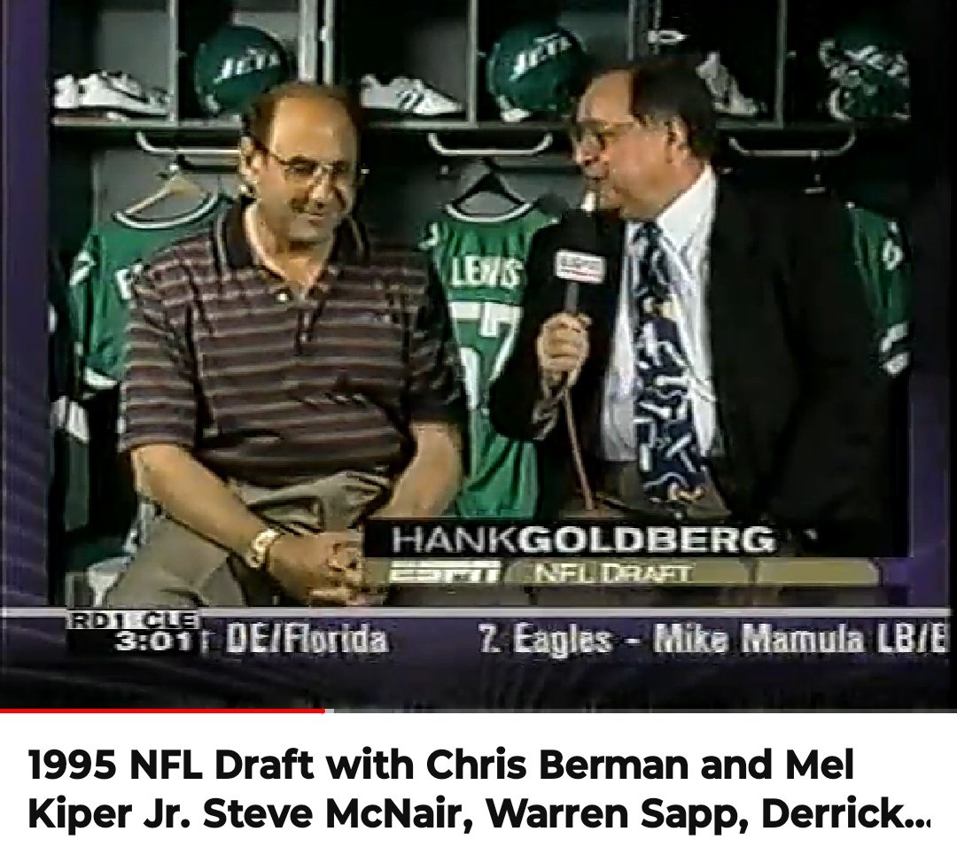 FB_Helmet_Guy tweet media